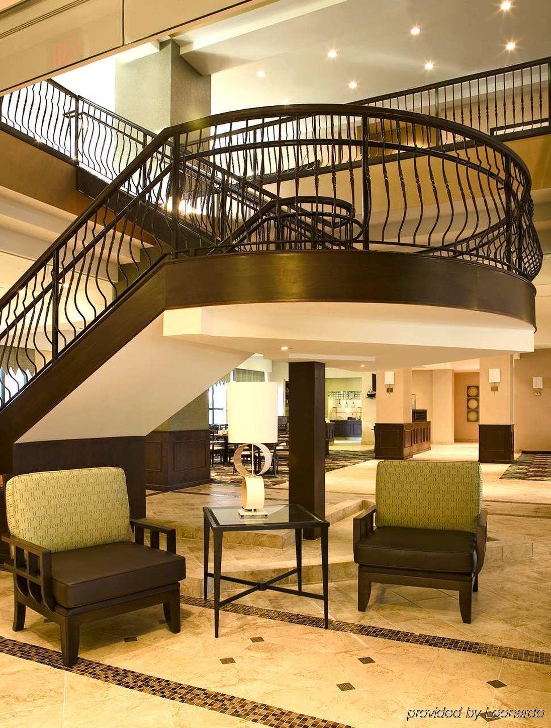 Hilton Garden Inn Устър Интериор снимка